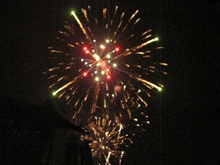 DSCN6949MOV_fireworks5.jpg